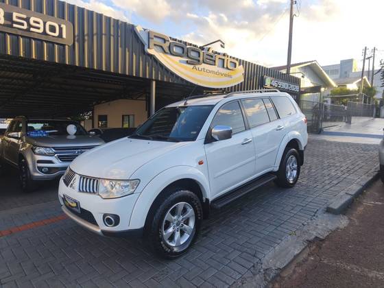 MITSUBISHI PAJERO DAKAR 3.2 HPE 4X4 7 LUGARES 16V TURBO INTERCOOLER DIESEL 4P AUTOMÁTICO